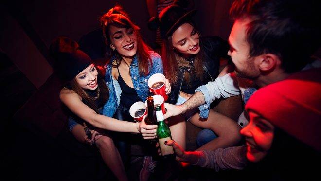 Alkohol és szex: így hatnak az erekcióra a különféle piák Miért másnapossággal merevedés