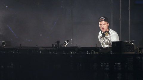Picture taken on May 30, 2015 shows Swedish musician, DJ, remixer and record producer Avicii (Tim Bergling) performing at the Summerburst music festival at Ullevi stadium in Gothenburg, Sweden.
It was confirmed Avicii died on April 20, 2018 in Muscat, Oman. / AFP PHOTO / TT NEWS AGENCY AND TT News Agency / Bjorn LARSSON ROSVALL / Sweden OUT