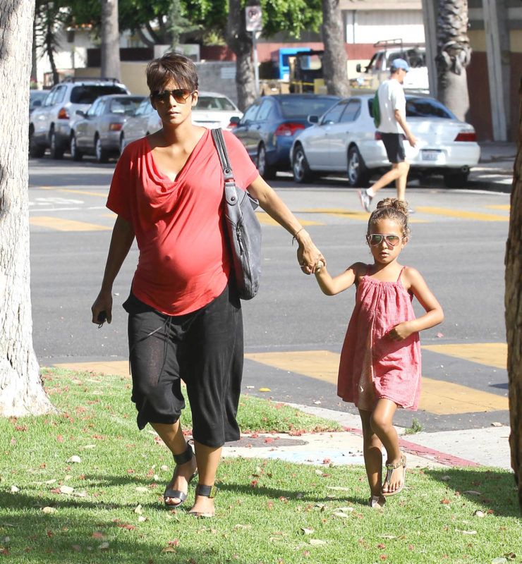 LOS ANGELES, CA - JULY 23:  Actress Halle Berry and her daughter Nahla Ariela Aubry as seen on July 23, 2013 in Los Angeles, California.  (Photo by SMXRF/Star Max/FilmMagic)