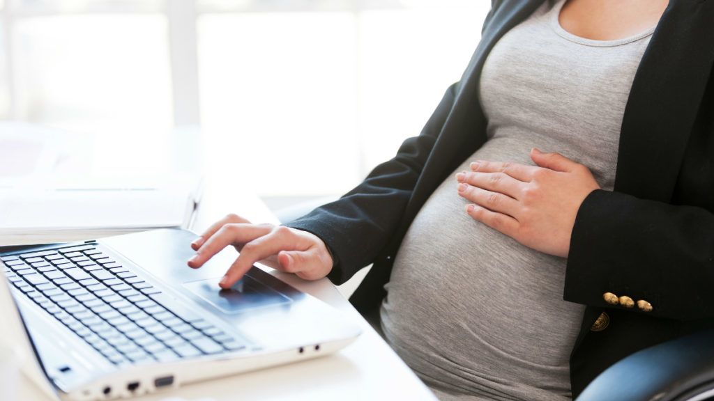 Terhesség alatt, otthon végezhető munkát ajánlanátok nekem?