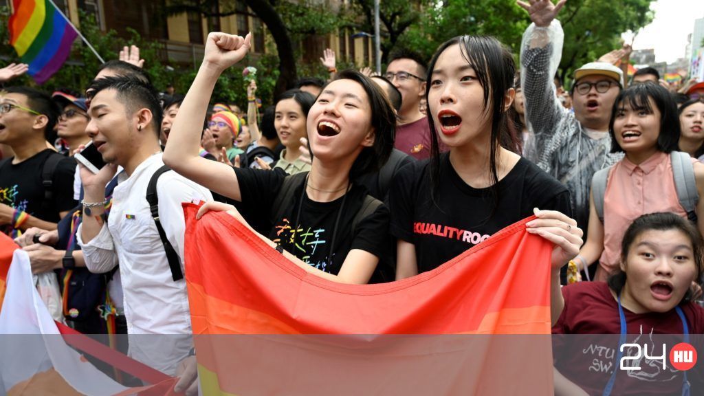 ázsiai leszbikus párok kemény ében házi pornó
