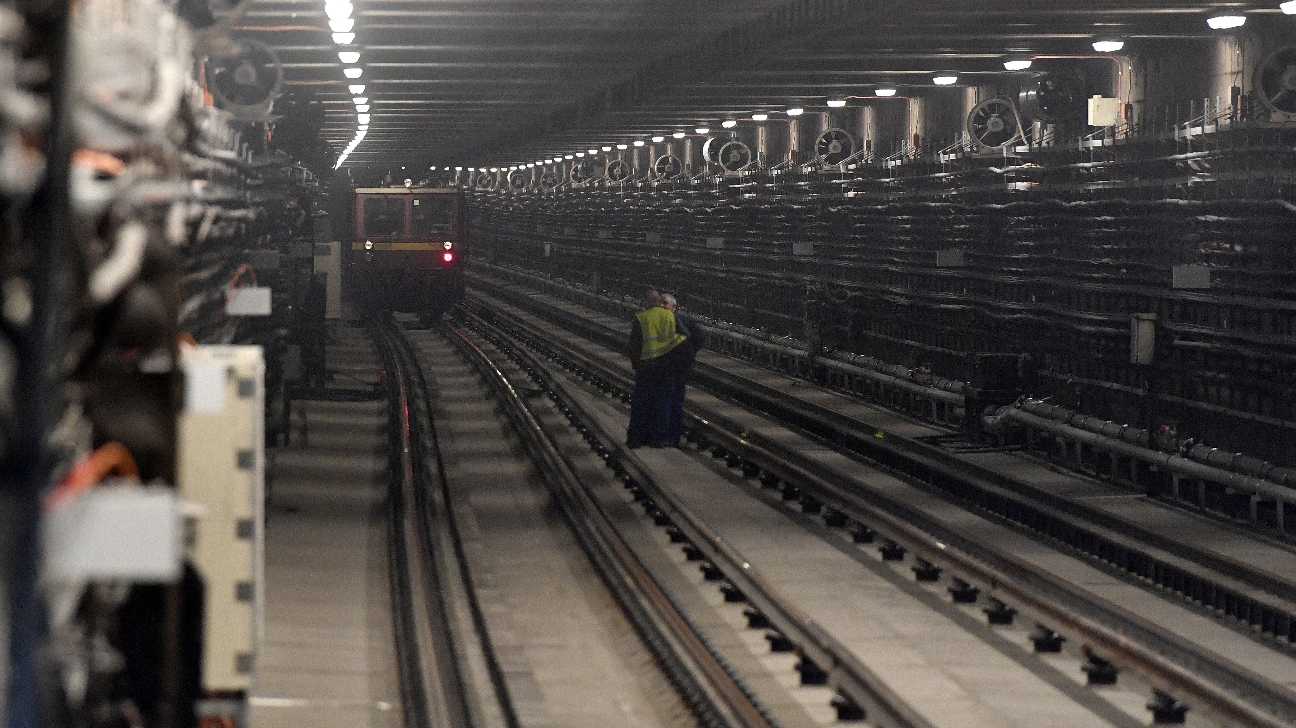 M3 metró felújítás vége