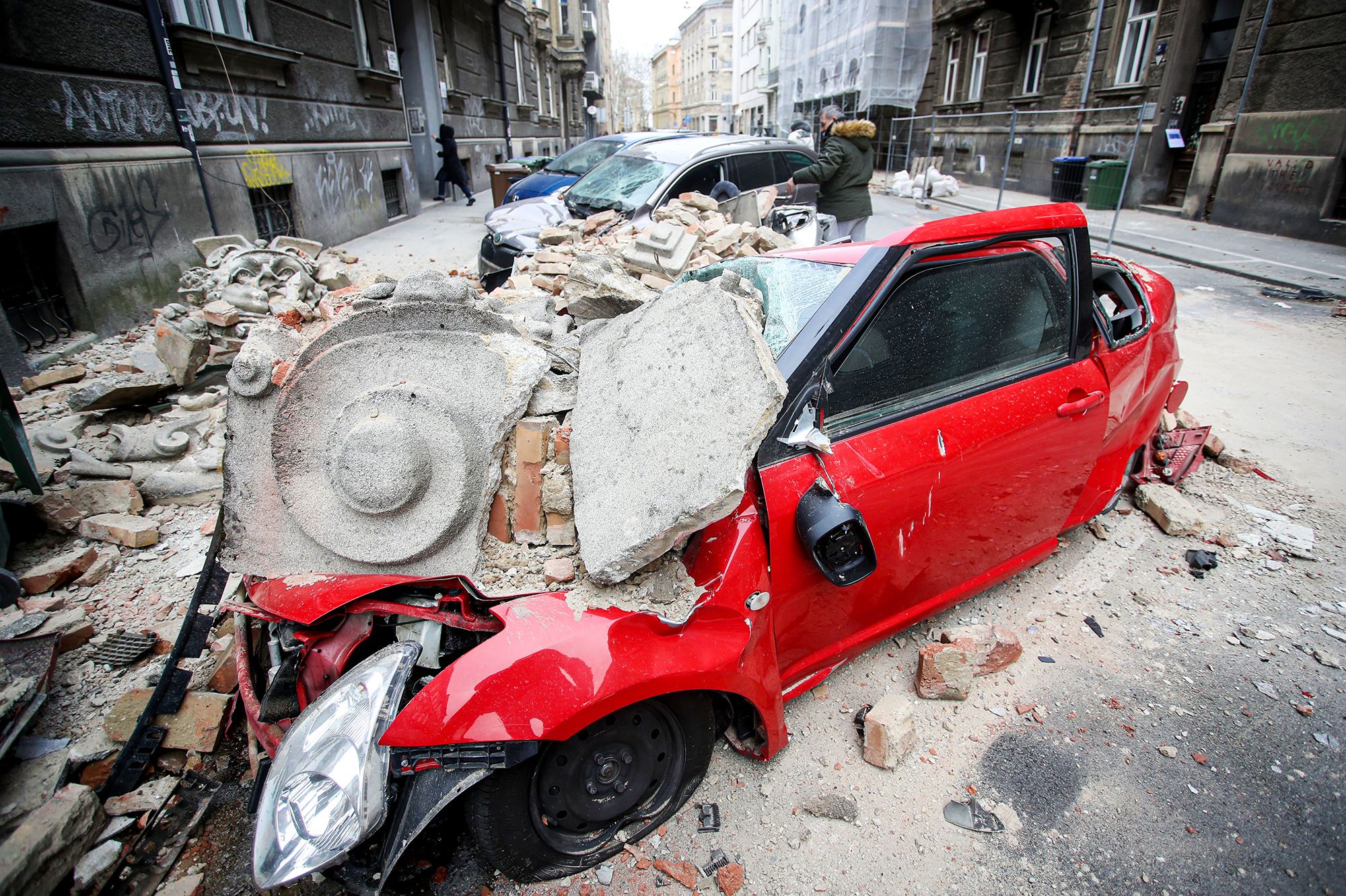 Képek a horvátországi földrengés pusztításáról | 24.hu