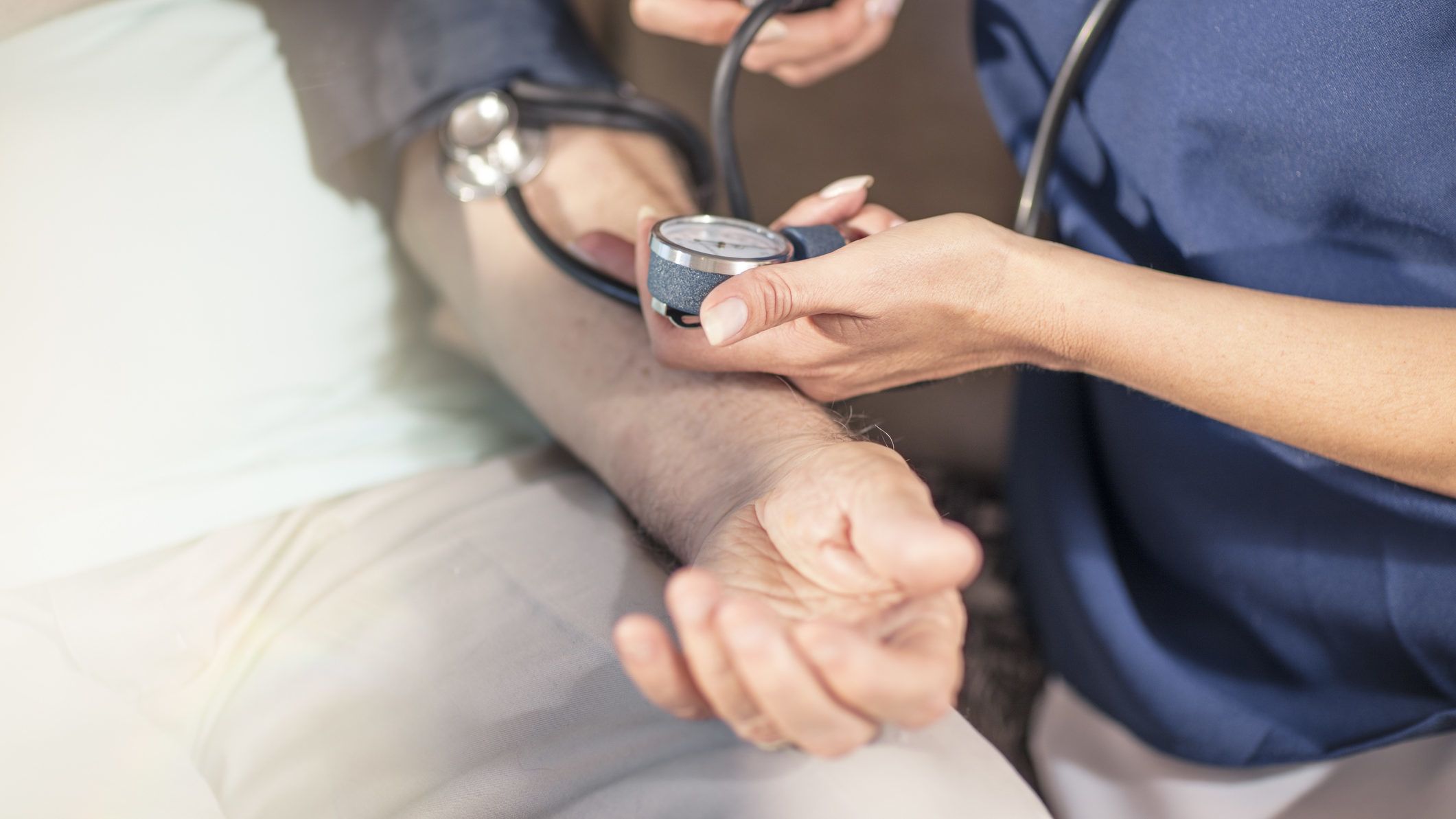 magas vérnyomás kezelése 3 fokos vélemények magas vérnyomás szövődményei idős korban