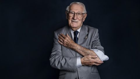 101 évesen meghalt Eddie Jaku holokauszttúlélő, aki a haláltáborok után is minden nap mosolygott