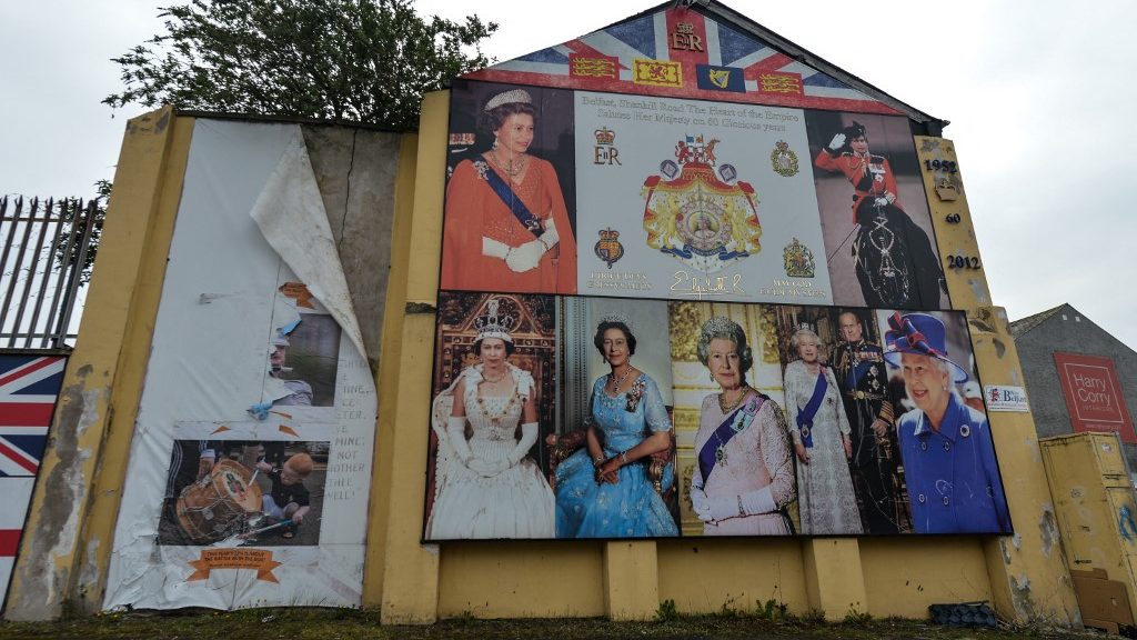 II. Erzsébet királynőt nem engedik orvosai Észak-írországba